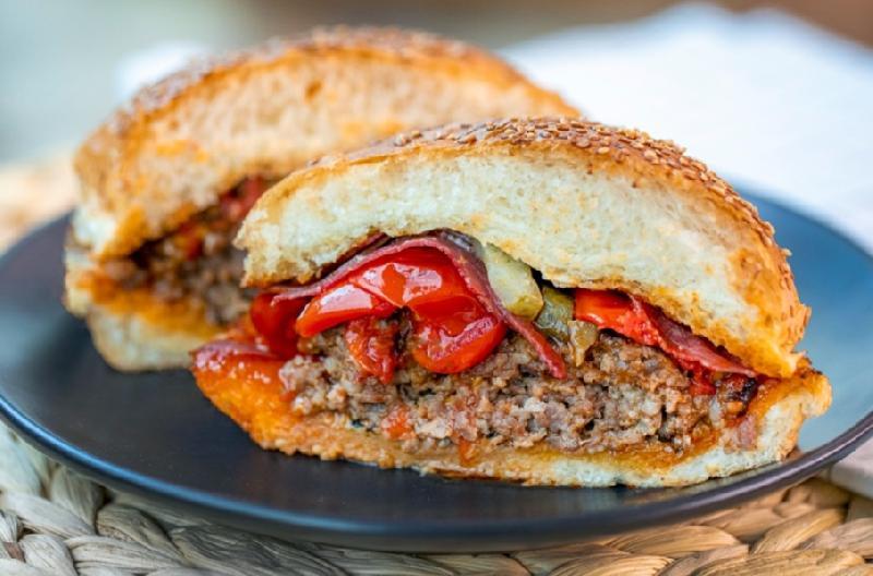 Acı souslu burger 