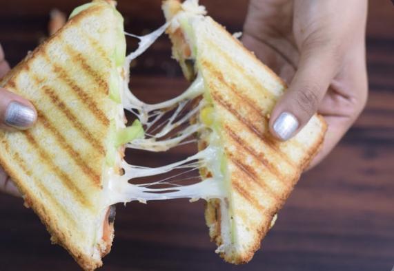 Triple Cheese(Veggie)