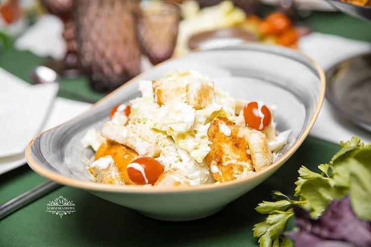 Sezar Salatı 