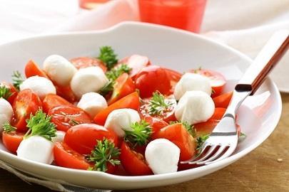Mozerella Xüsusi Salat