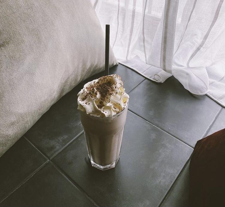 Chocolate milkshake
