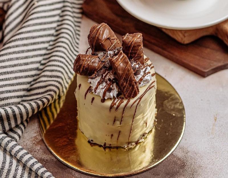 Snickersli tort 