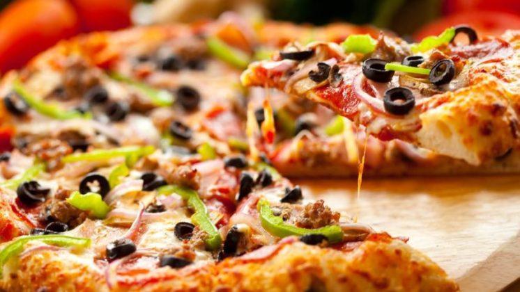 Qarışıq Pizza