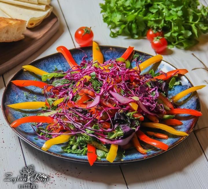 Mövsüm Salatı