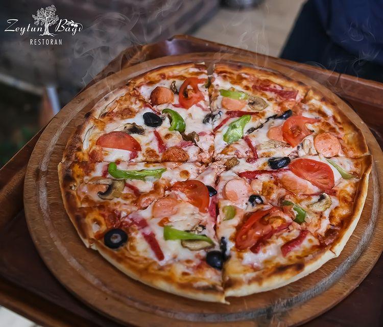 Qarışıq Pizza 