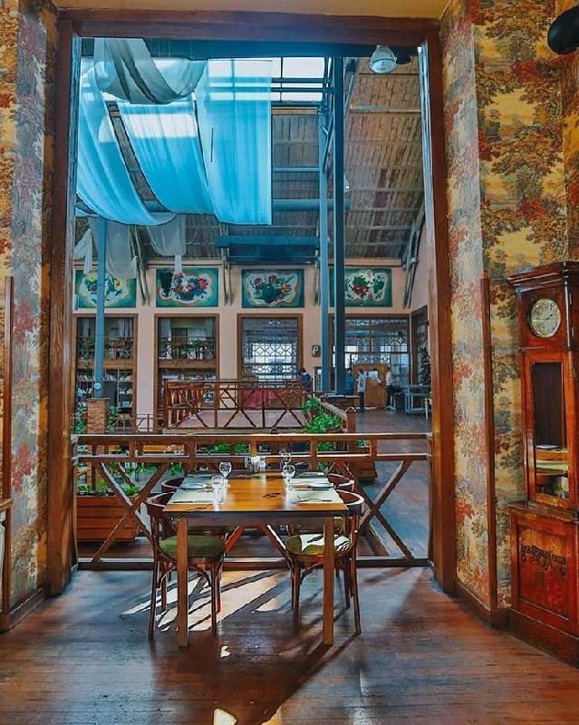 Interior view 3