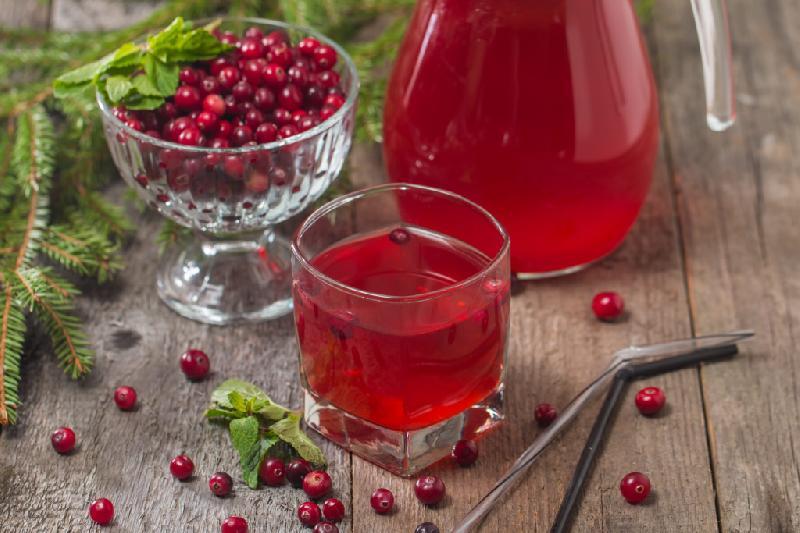 Kompot qrafin