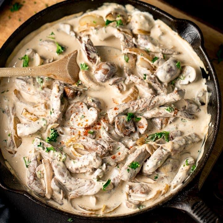 Can Əti Stroganof