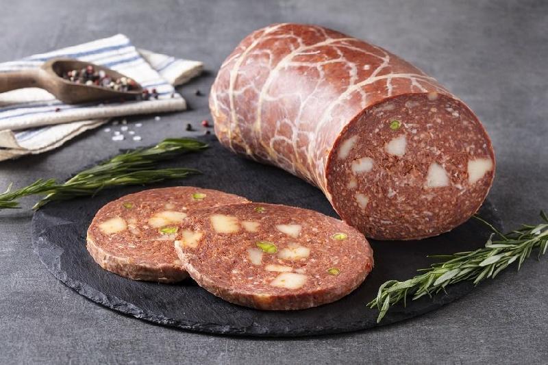 Fıstıklı Hellimli Sucuk