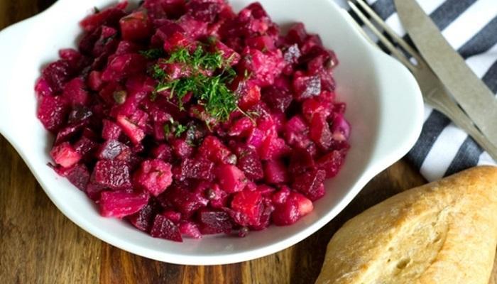Qızardılmış Çuğundur Salatı 