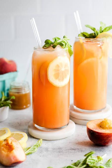 Peach lemonade