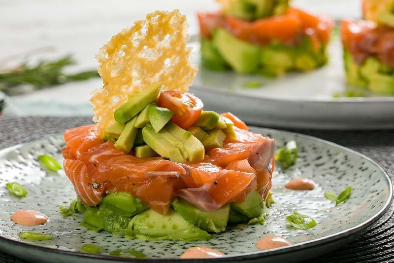 Avacado Salmon Twist