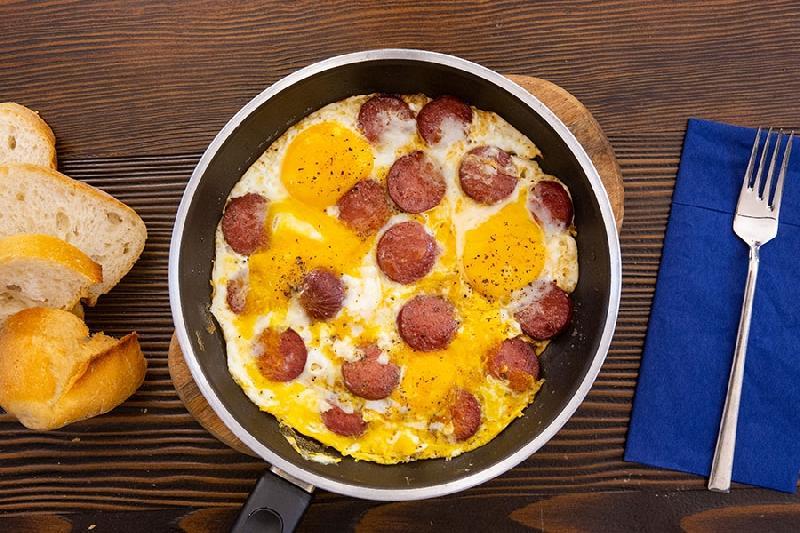 Sucuklu omlet