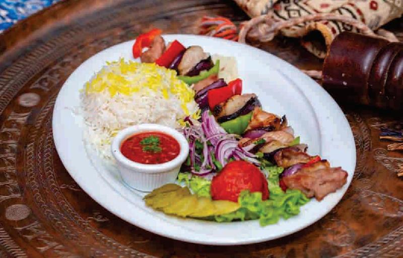 Qafqaz kabab (plov ilə)