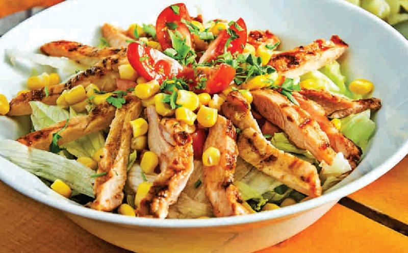Sezar salatı toyuq