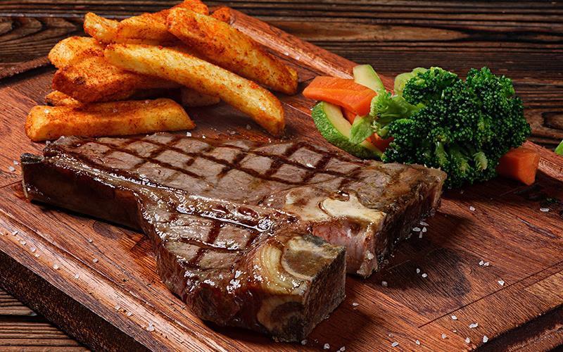 Ribeye Steak & Mac Cheese