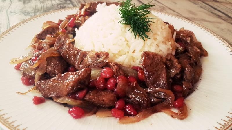 Dana ətli nar qovurma