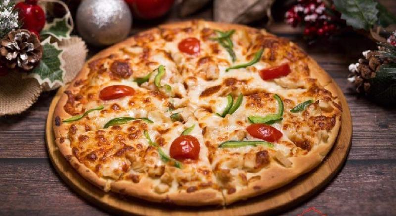Tavuklu Pizza
