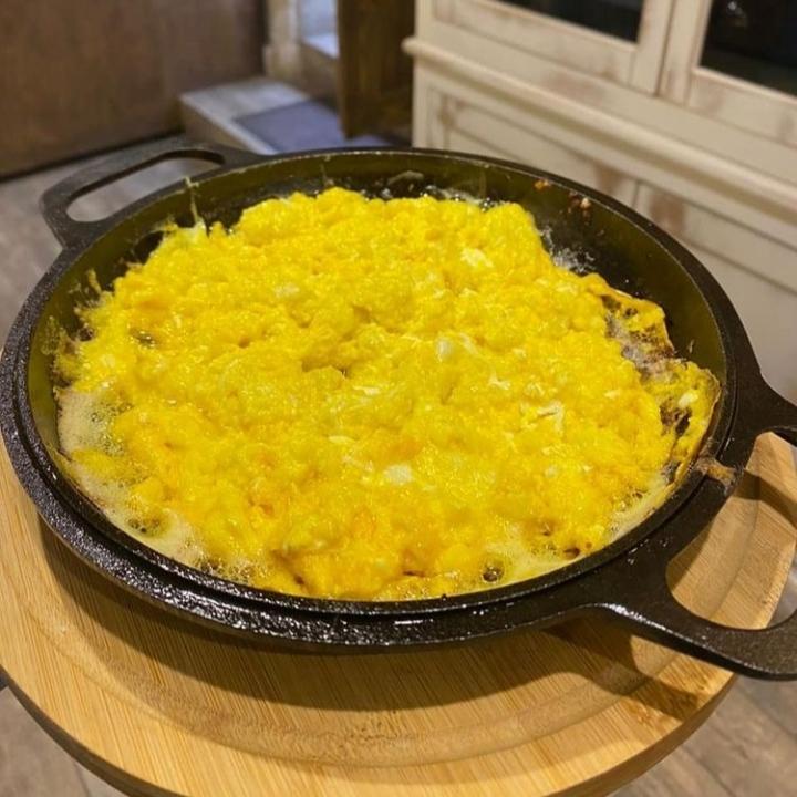 Suluquni Pendirli Omlet