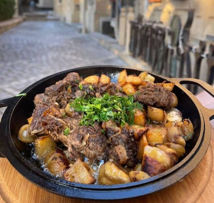 Dana Əti Qovurması