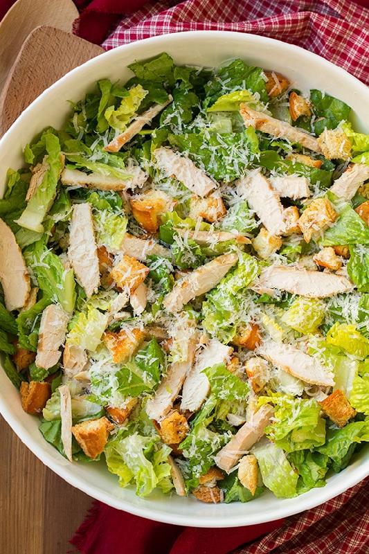 Caesar salad with chicken