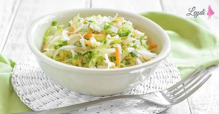 Kələm salatı