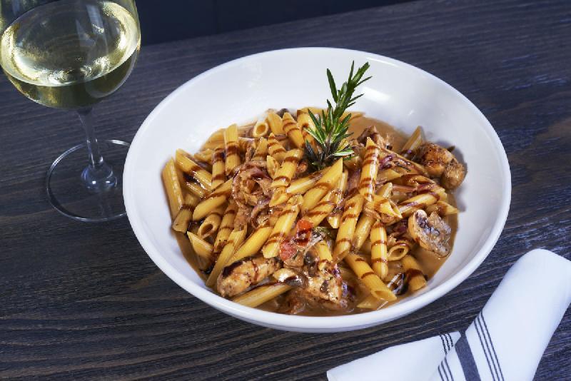 Penne de pollo