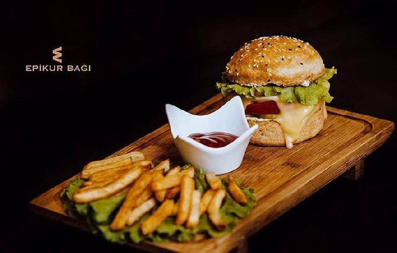 Big Burger + Kartof Fri 