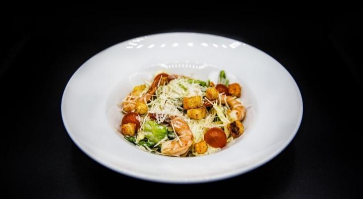 Caesar Salad With Shrimps