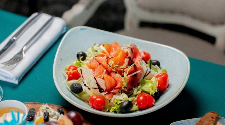 Smoked Salmon Salad