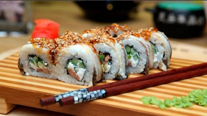 Black Dragon Uramaki