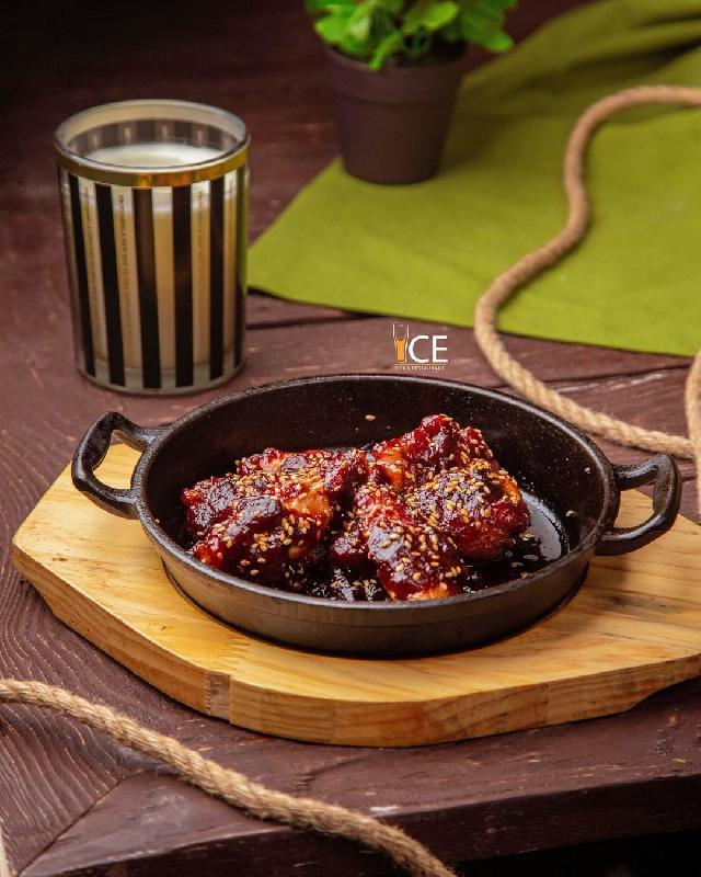 Toyuq qanadı Sweet Chili sousda
