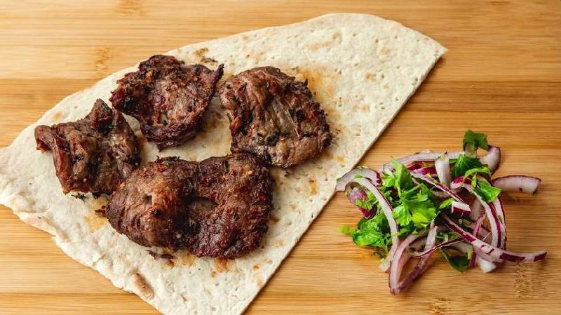 Dananın Can ətindən Basdırma Kabab