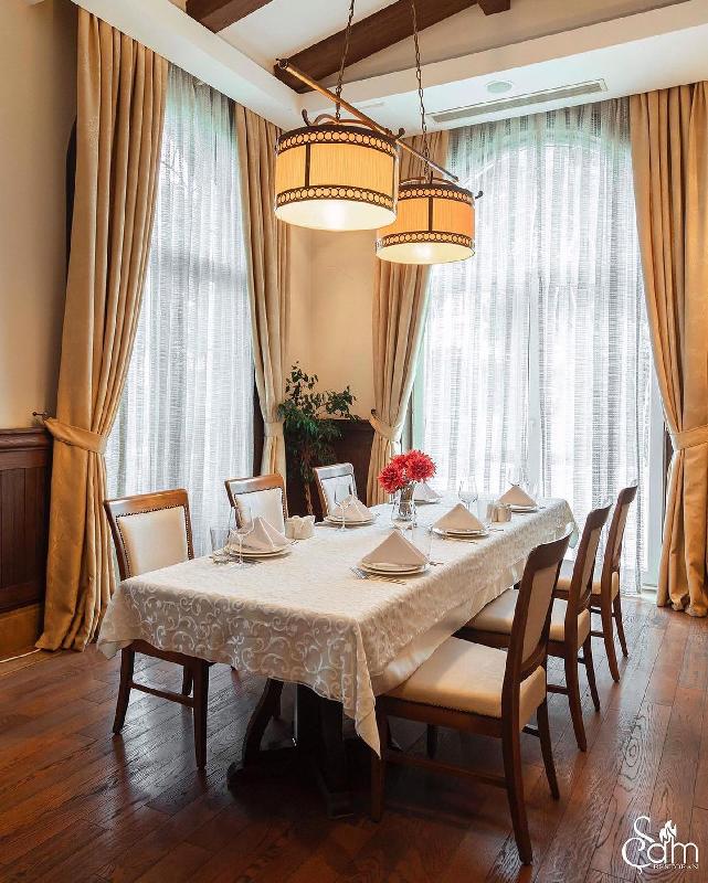 Interior view 0