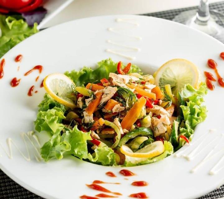 Toyuğ Salatı