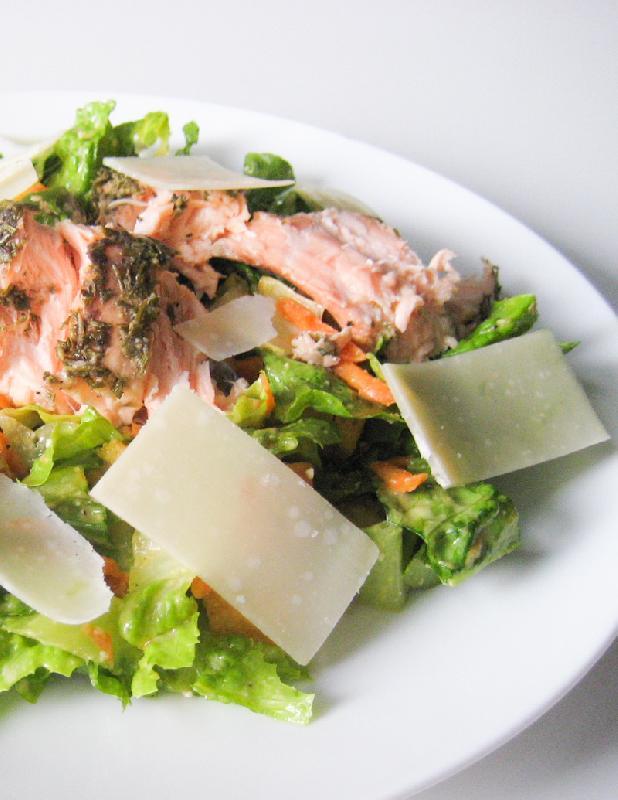 Sezar salatı