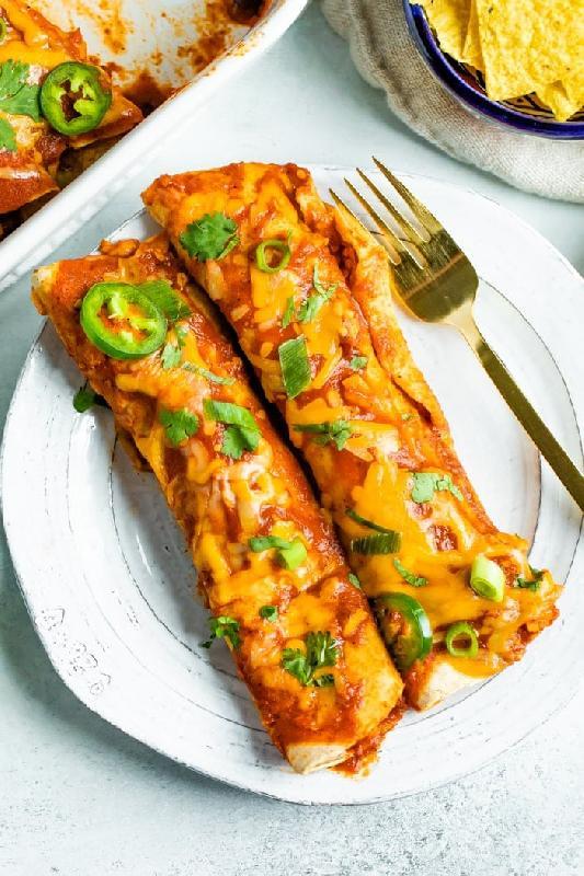 Toyuq Enchilades