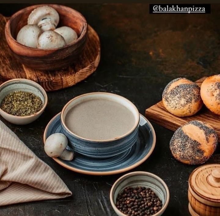 Qaymaqlı Göbələk Şorbası
