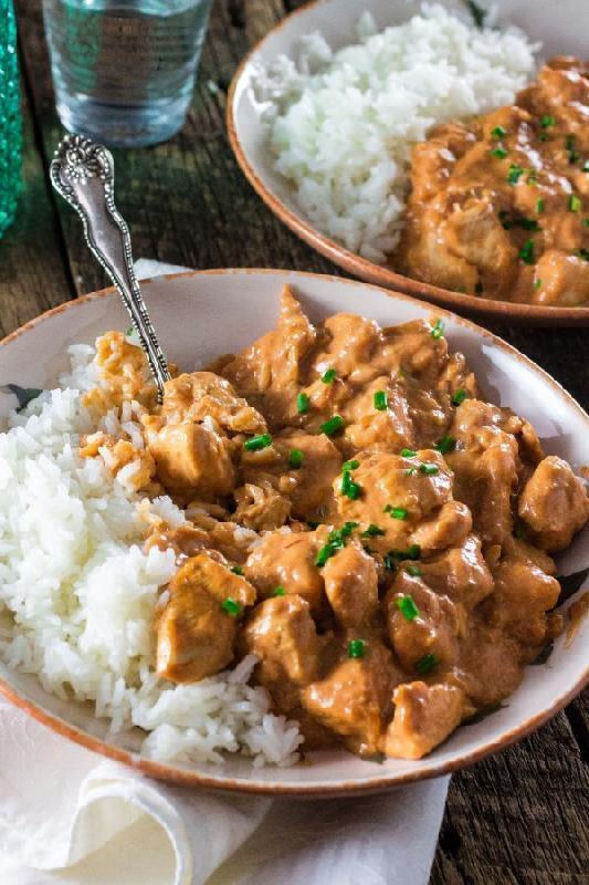 Stroganoff Toyuq