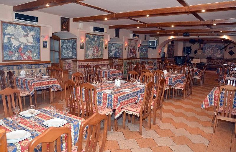 Interior view 3