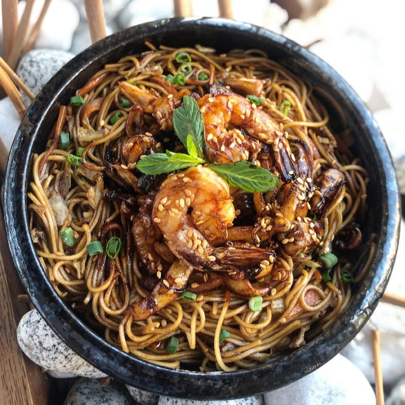 Dəniz məhsullu spaghetti