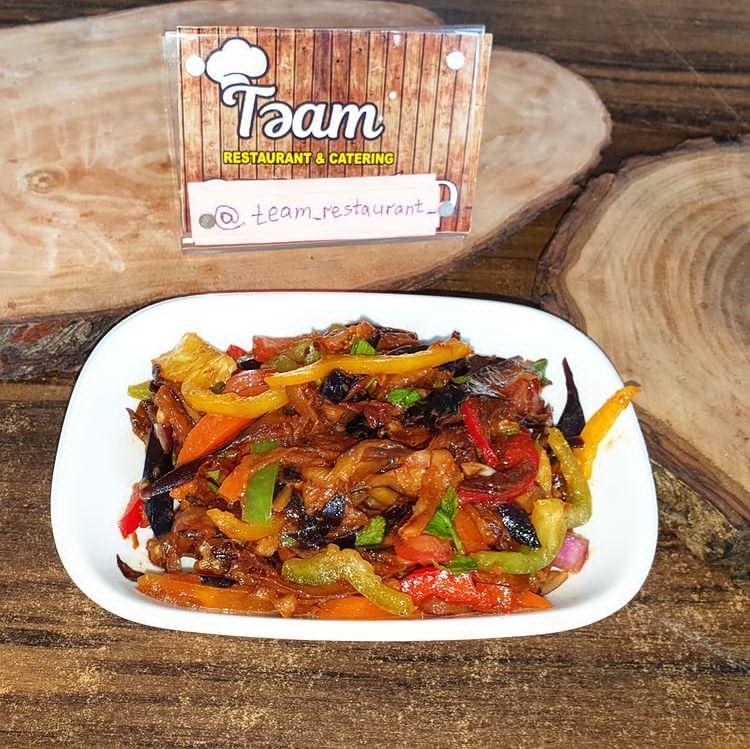 Badımcan Salatı 