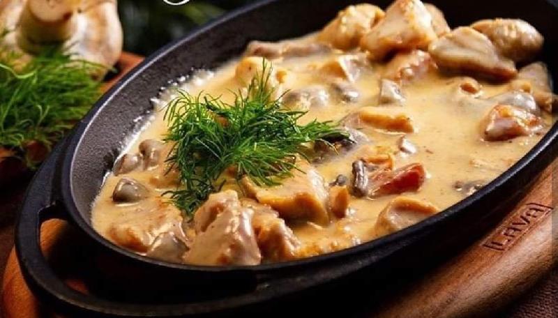 Qaymaqlı Toyuq