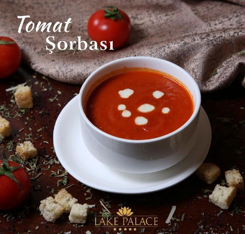Tomat şorbası