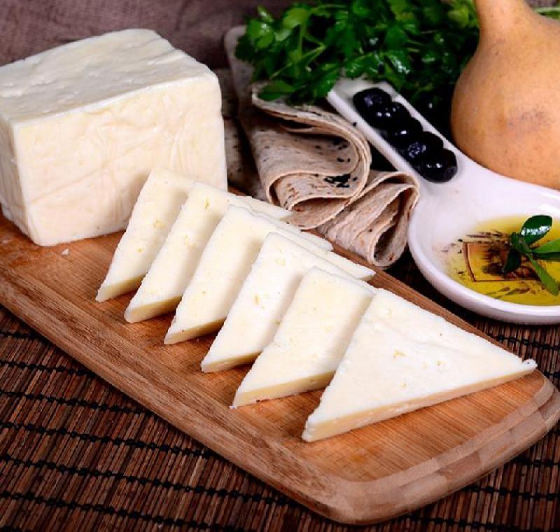 Ağ Pendir 
