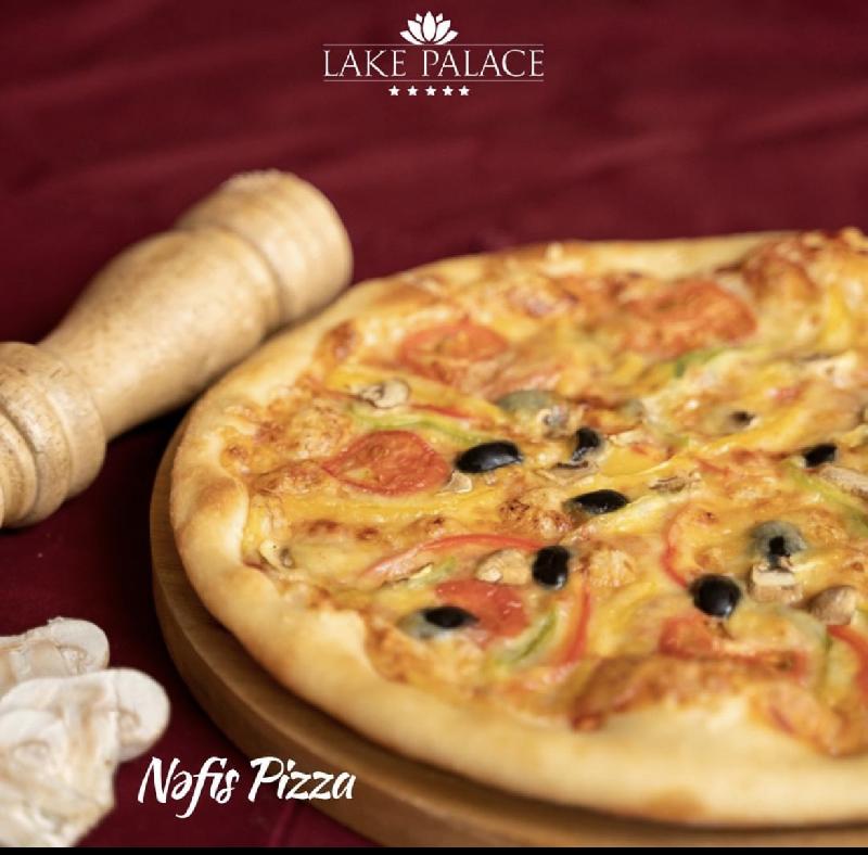 Toyuqlu pizza