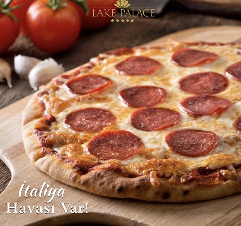 Sucuqlu pizza(Peperoni)
