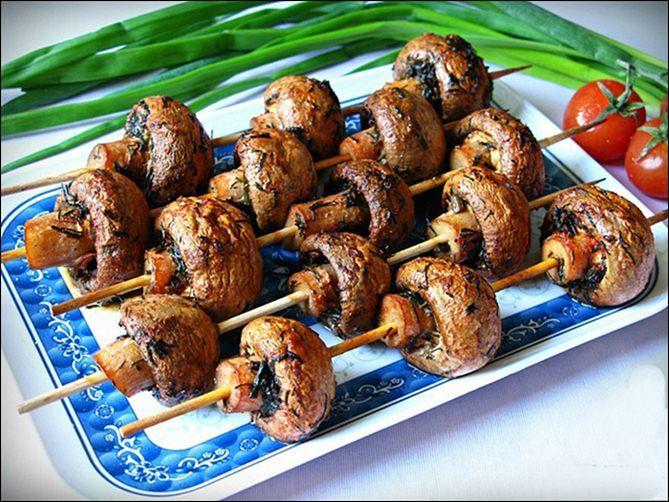 Göbələk kababı 