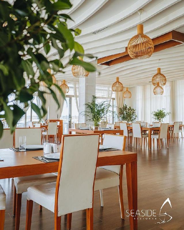 Interior view 3