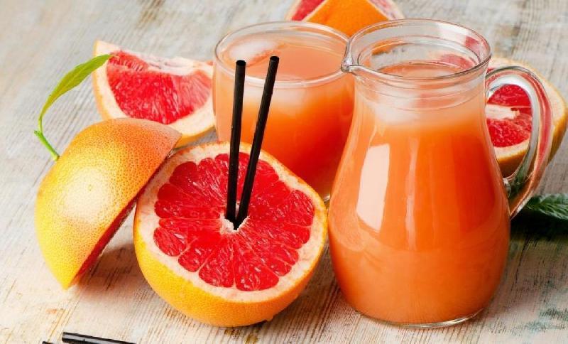 Təzə Sıxılmış Qreypfrut Şirəsi